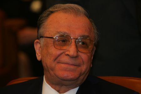 Iliescu: România nu trebuie să ignore relaţia cu Rusia