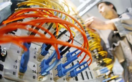 Infractorii, ocrotiţi de Legea reţinerii datelor