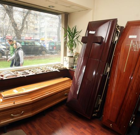 Înmormântări în rate