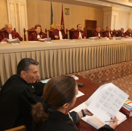 Motivul permiterii cumulului pensie-salariu