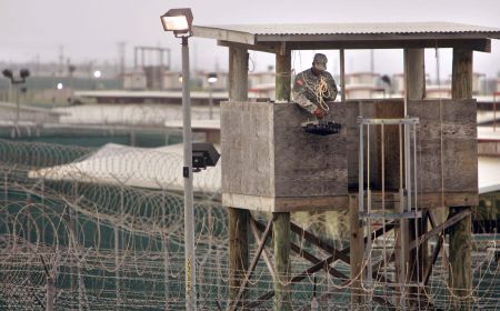 Obama are nevoie de un an să închidă Guantanamo