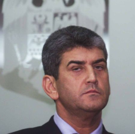 Oprea, bărbat şi om de onoare