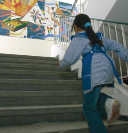 Şcoala începe cu greve şi datorii