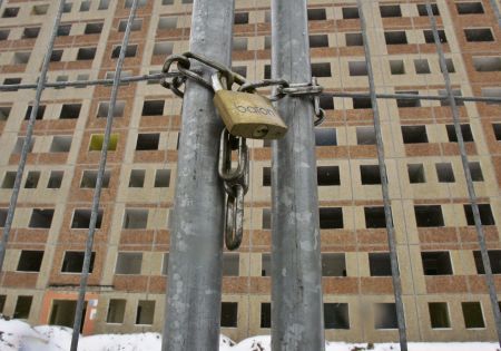 Se înmulţesc datornicii la bănci