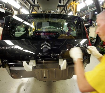 11.000 de şomeri la Peugeot