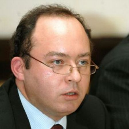Aurescu, recompensat pentru succesul de la Haga