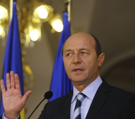 Băsescu cheamă Justiţia la apel