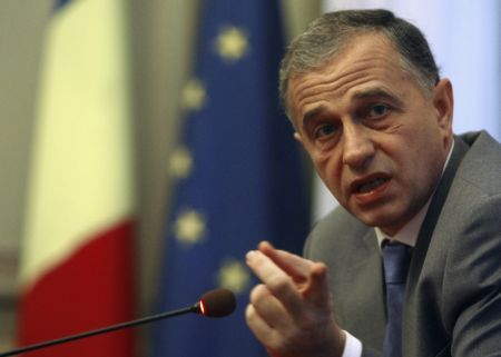 Deputaţii jurişti au avizat prezenţa lui Geoană în CSAT