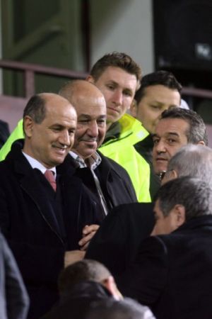 Gigi Becali: „Face Taher echipă de se duce în B!“