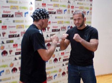 Liberi să facă legea în Capitală