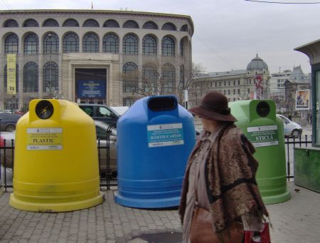 Reciclarea, amenințată de criză și de lene