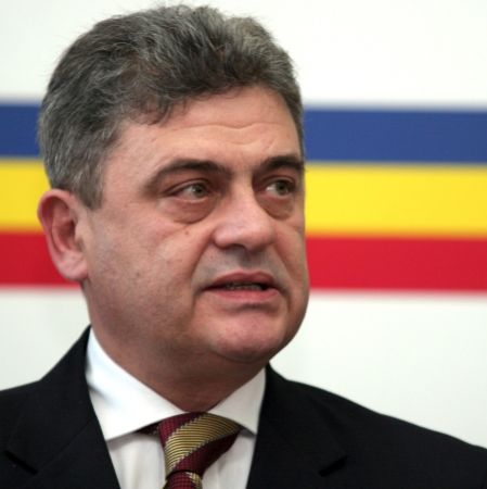 Dezvăluirile EVZ l-au făcut pe Silvian să-şi vândă acţiunile