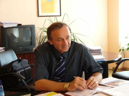 Fost primar şi consilieri, trimişi în judecată