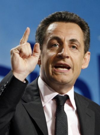 Franţa, divizată de întoarcerea la NATO