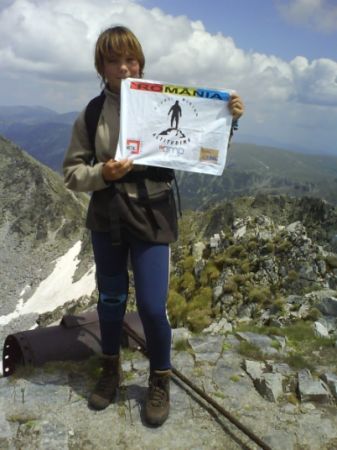Micuţa alpinistă, la poalele Cho Oyu | VIDEO