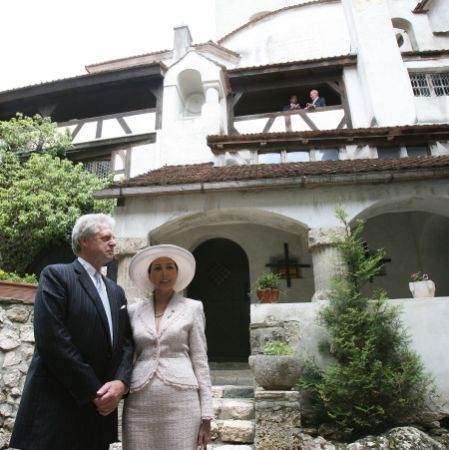 Muzeul Bran, golit legal de avere