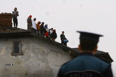 Oprescu, chemat la protestul de la bordel