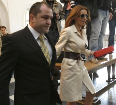 Procesul Mihaela - Elan, amânat