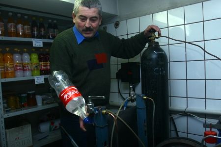 Recesiunea readuce sifonul pe masa românilor