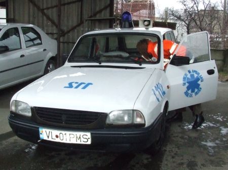 Solicitările de la ambulanţă, preluate de femeia de serviciu