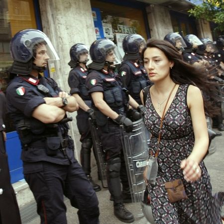 Violul de la Roma: poliţiştii italieni, acuzaţi de „triumfalism nejustificat”