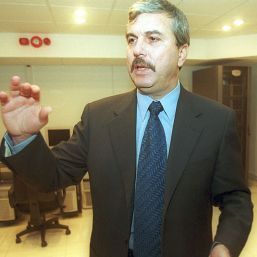 9.000 de lei, salariul maxim de bugetar