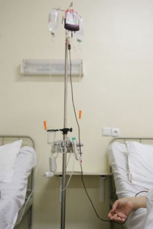 Creşte numărul bolnavilor de cancer care supravieţuiesc