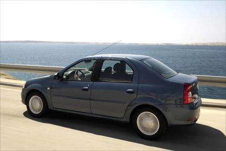Dacia, locul 3 la creşterea înmatriculărilor în martie