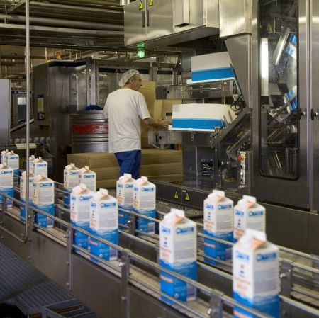 Laptele, “investigat” de Consiliului Concurenţei