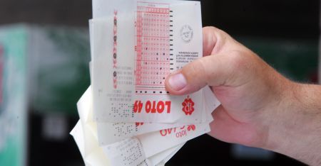 LOTO: 8,8 milioane de euro îşi aşteaptă câştigătorul