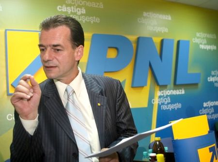 Orban se ia de "odrasla" EBA