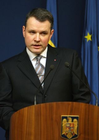 Prevenim gripa porcină doar pe hârtie | VIDEO