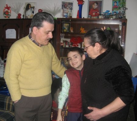 Suferinţa lui Vlăduţ, băiatul hemofilic