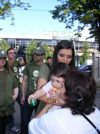 EBA, fugărită de un beţiv