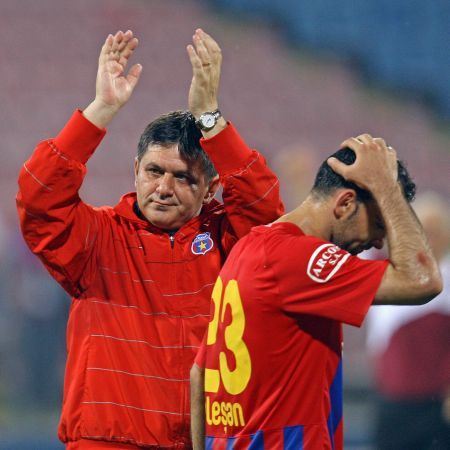 Lăcătuş, adio arme!