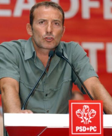 Mazăre ameninţă că denunţă protocolul cu PDL