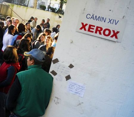 Premianţii au loc sigur la cămin