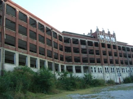 Sanatoriul ucigaş din Kentucky