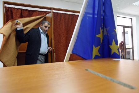 ALEGERI: Rusaliile alungă votul