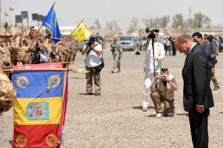 Băsescu a dat startul retragerii din Irak