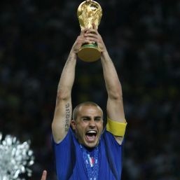 Cannavaro nu se consideră depăşit
