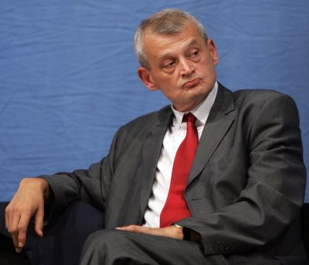 CEL MAI TARE DIN PARCARE: Copos sau Oprescu?