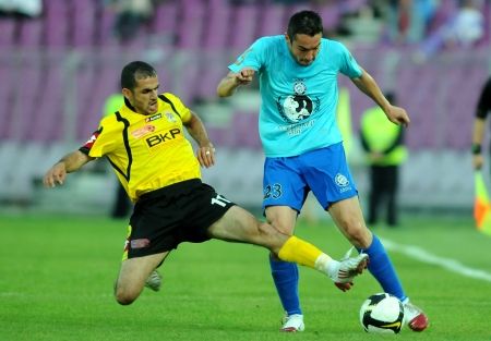 Dan Petrescu, la un pas de titlu cu Unirea!