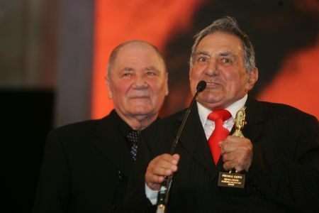După 33 de ani, "Toate pânzele sus!" | VIDEO