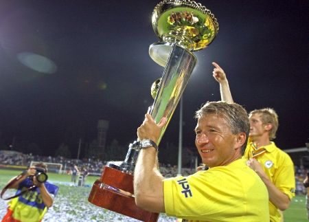 Fotbaliştii de la Urziceni au sărbătorit fără manele
