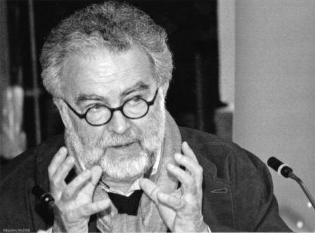 GEORGE BANU:  De ce?