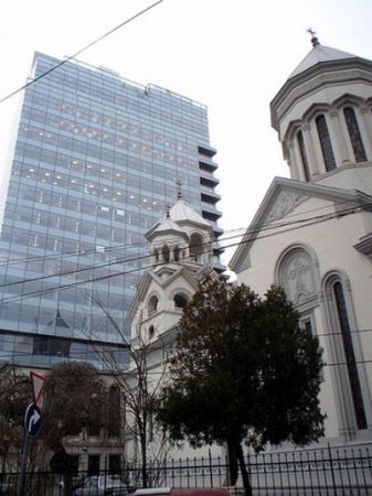 Incendiu puternic lângă Biserica Armenească | VIDEO