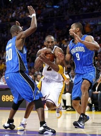 Lakers a câştigat titlul în NBA
