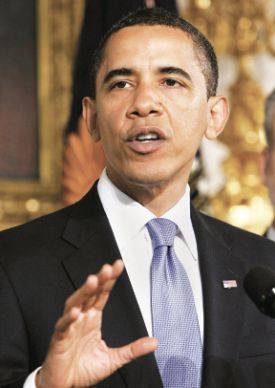 Obama, de ceară, la Paris