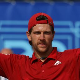 Pariu de 350.000 de lire sterline la Wimbledon